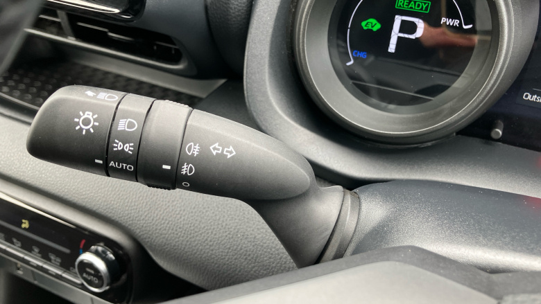 Toyota Yaris 1.5 Hybrid Design 5dr CVT Hybrid Hatchback